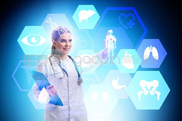 未来视角 远程医疗中的女医生与健康科技革新